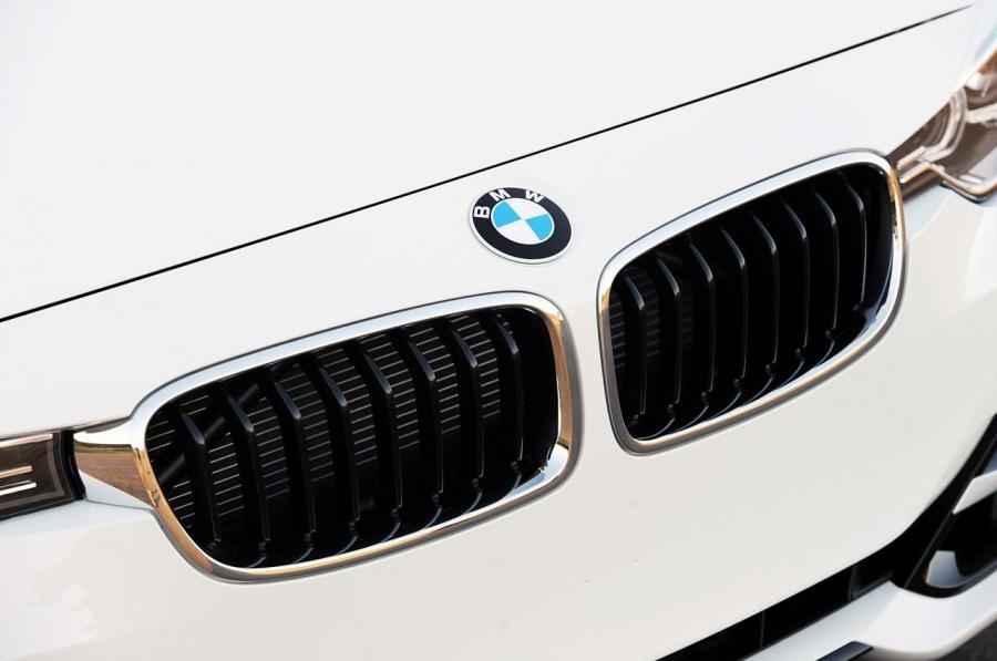 BMW 335i 2012 года  (фото 60 из 61)